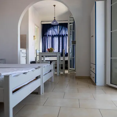 阿尔索斯公寓 Naxos City